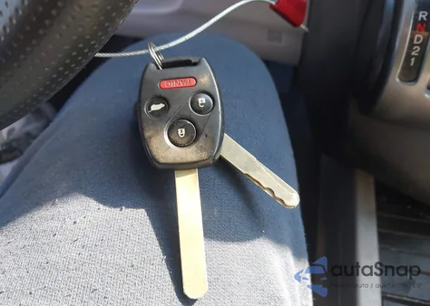 2013 Honda Pilot Lx z USA, uszkodzony, nr VIN 5FNYF3H29DB003382